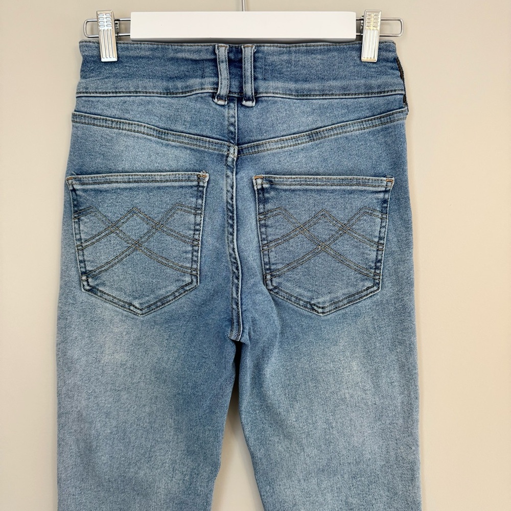 Free People We the Free Shayla Skinny Flare Jeans size 26 - Picture 9 of 15